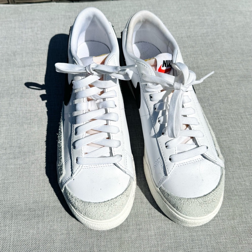 Nike Blazer Platform Sneaker - Picture 7 of 7